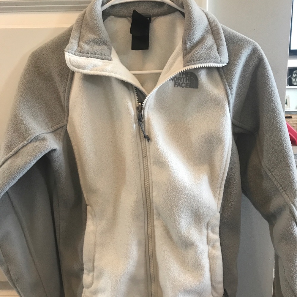 Women’s North Face fleece